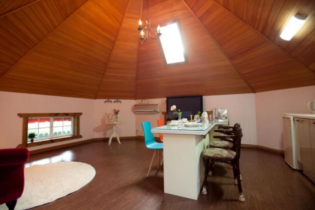 Gyeongju Jy Pension Room photo
