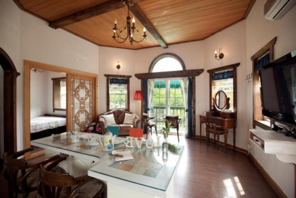 Gyeongju Jy Pension Room photo
