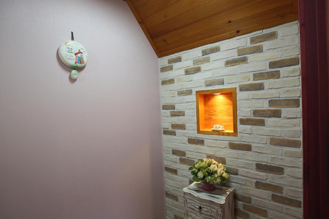 Gyeongju Jy Pension Exterior photo